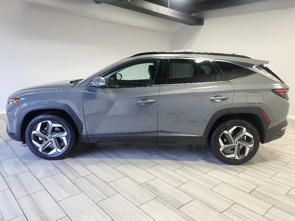 Photos of 2024 Hyundai Tucson Limited for sale in Philadelphia, PA at Torresdale Ave