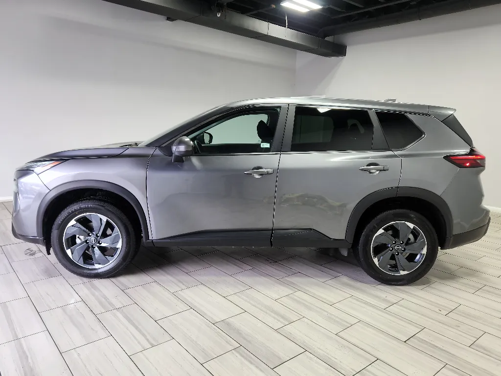 Photos of 2024 Nissan Rogue SV for sale in Philadelphia, PA at Torresdale Ave