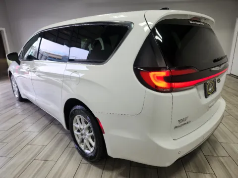 Another view of 2023 Chrysler Pacifica Touring L for sale in Philadelphia, PA at Torresdale Ave