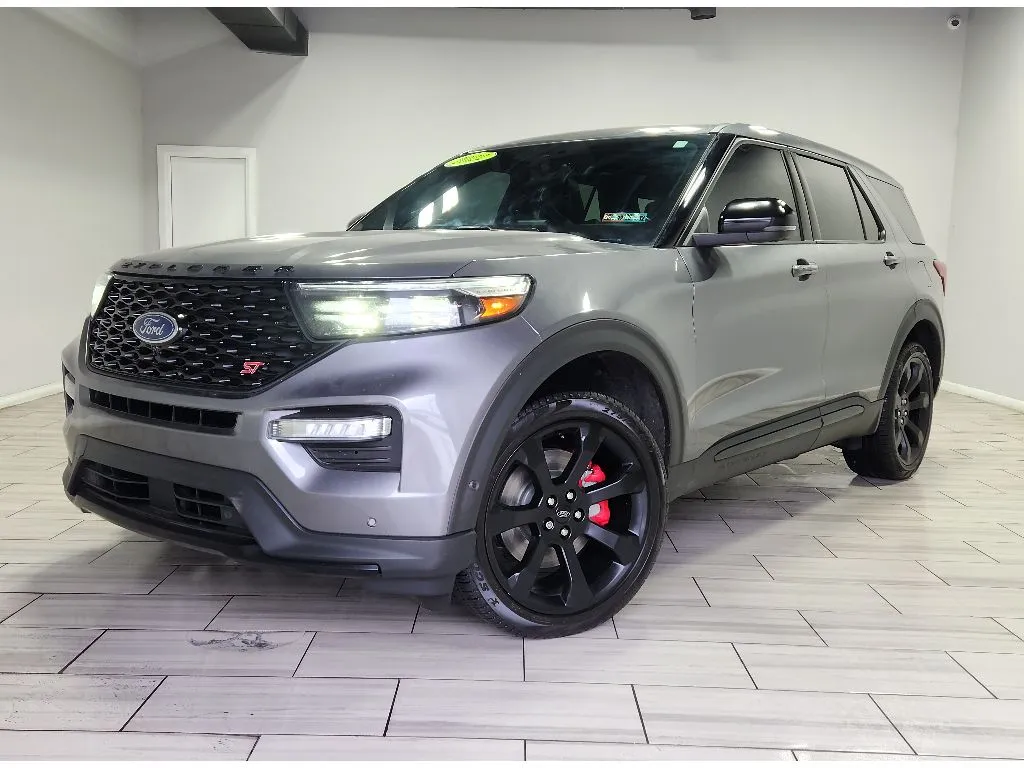 Gray 2022 Ford Explorer ST for sale in Philadelphia, PA