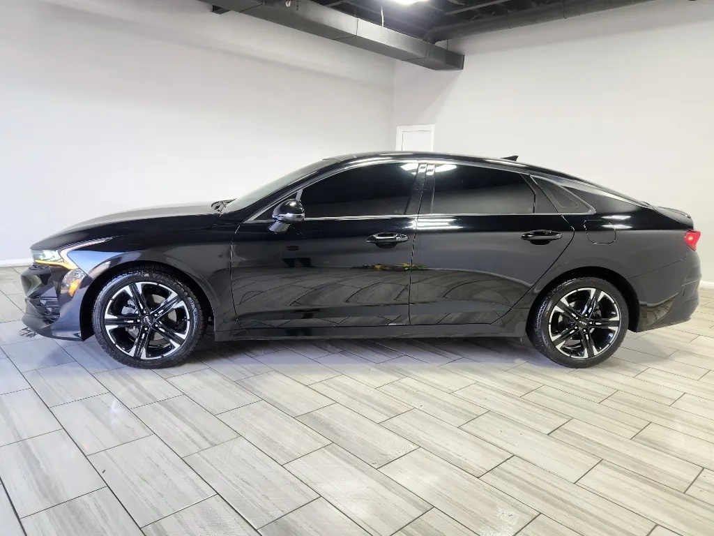 Photos of 2022 Kia K5 GT-Line for sale in Philadelphia, PA at Torresdale Ave