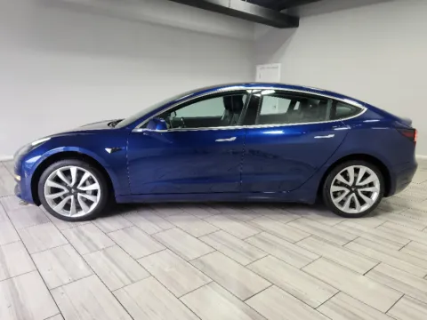 Photos of 2018 Tesla Model 3 Long Range Battery for sale in Philadelphia, PA at Torresdale Ave