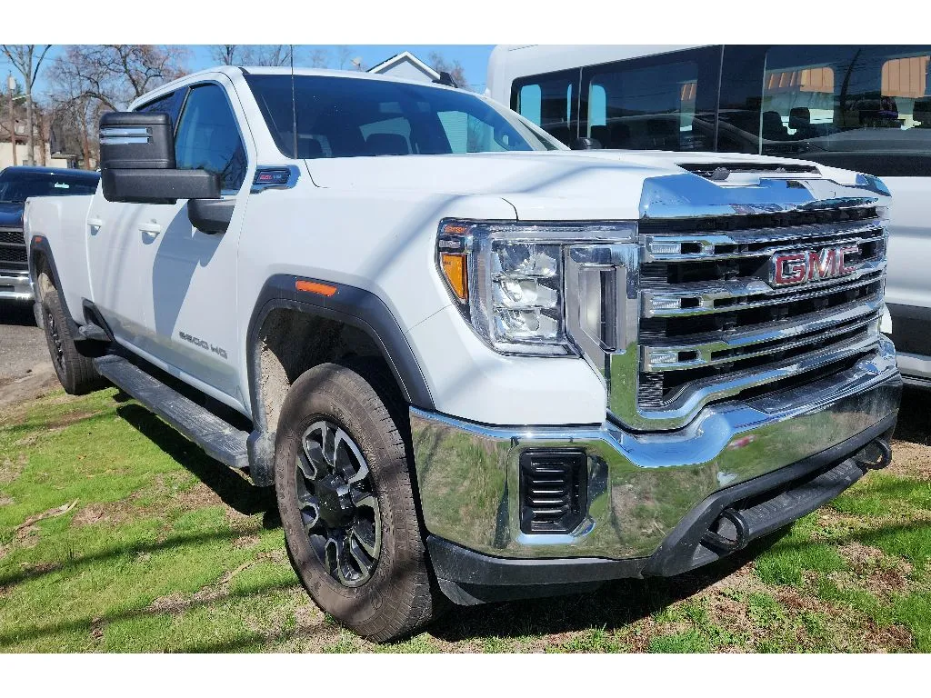 Photos of 2020 GMC Sierra SLE for sale in Philadelphia, PA at Torresdale Ave