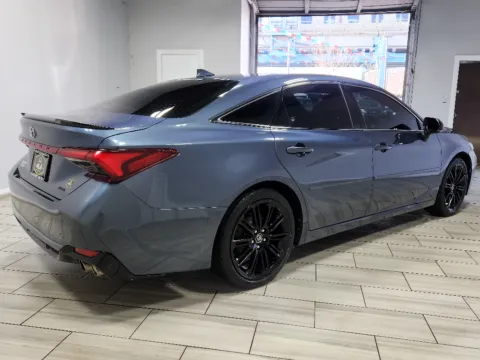More photos of 2019 Toyota Avalon XSE at Torresdale Ave, PA
