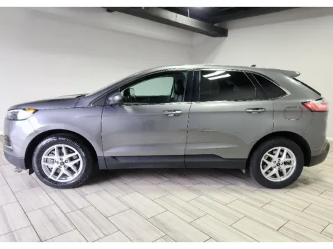 Photos of 2024 Ford Edge SEL for sale in Philadelphia, PA at Torresdale Ave