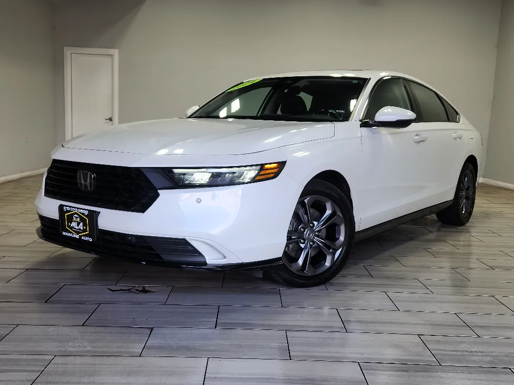 White 2024 Honda Accord Hybrid EX-L for sale in Philadelphia, PA