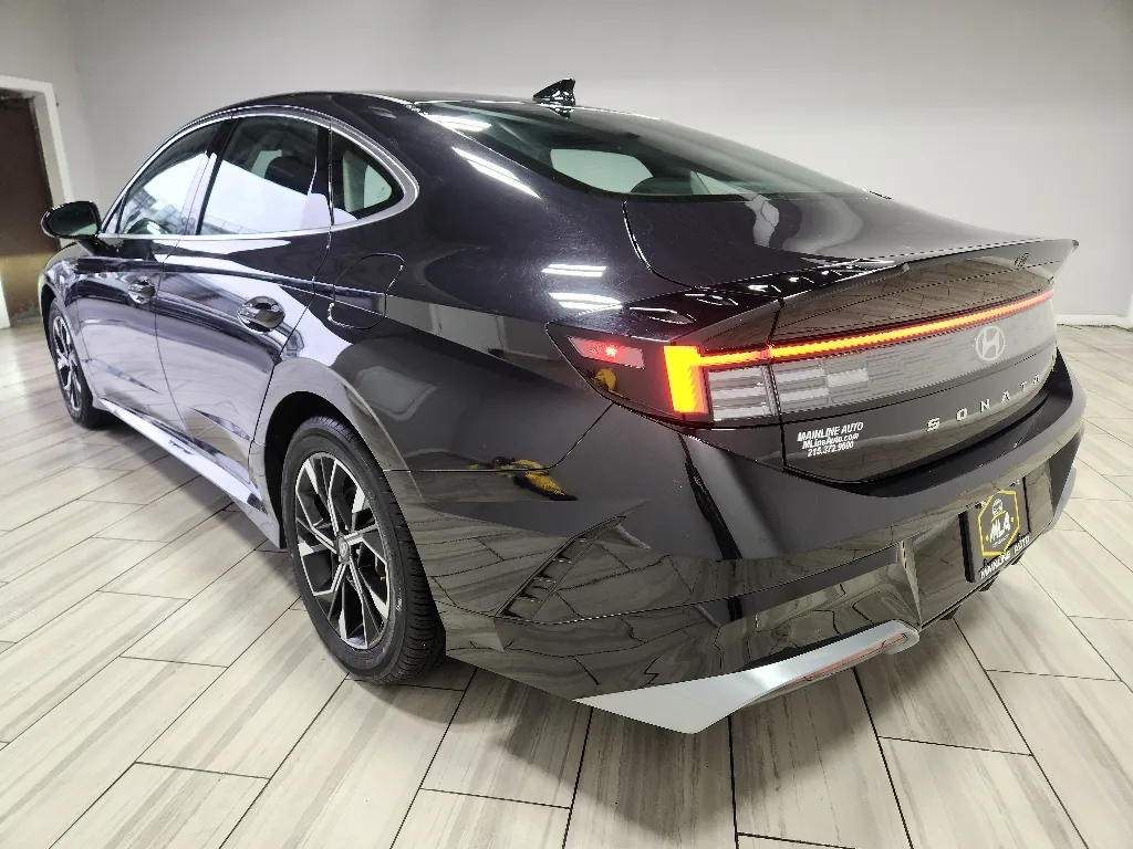 More photos of 2024 Hyundai Sonata SEL at Torresdale Ave, PA