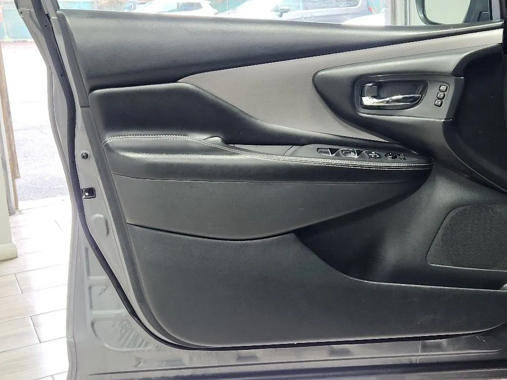 Nissan Murano photo 10