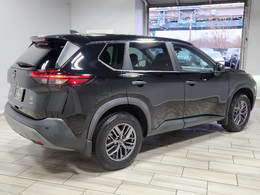 More photos of 2023 Nissan Rogue S at Torresdale Ave, PA