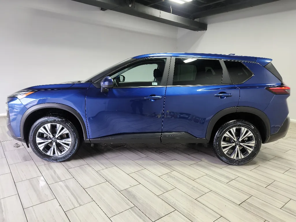 Photos of 2023 Nissan Rogue SV for sale in Philadelphia, PA at Torresdale Ave