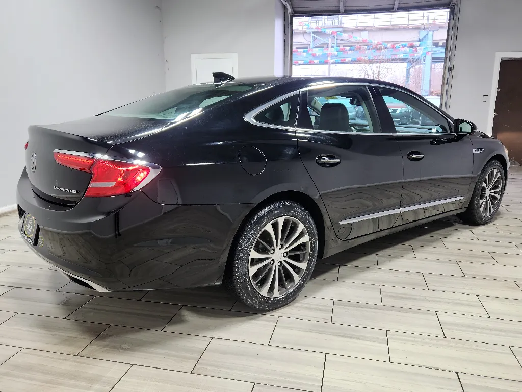 More photos of 2017 Buick LaCrosse Premium at Torresdale Ave, PA