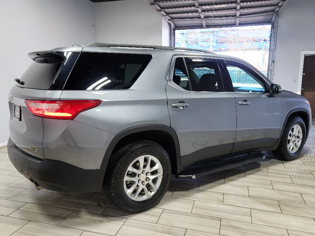 More photos of 2021 Chevrolet Traverse LT Cloth at Torresdale Ave, PA