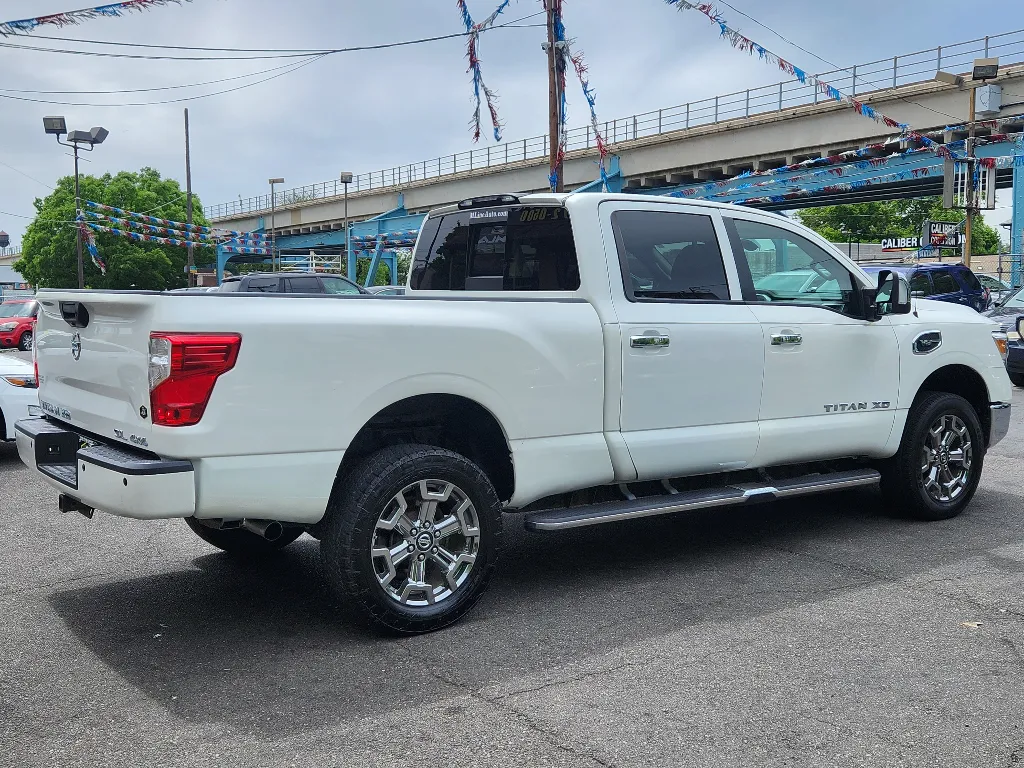 More photos of 2019 Nissan Titan XD SL at Torresdale Ave, PA