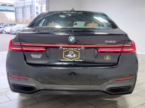 More photos of 2021 BMW 7 series 740i at Torresdale Ave, PA