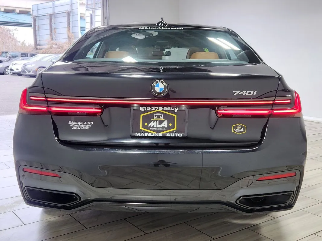 More photos of 2021 BMW 7 Series 740i at Torresdale Ave, PA
