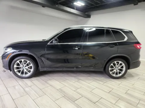 Photos of 2020 BMW X5 xDrive40i for sale in Philadelphia, PA at Torresdale Ave