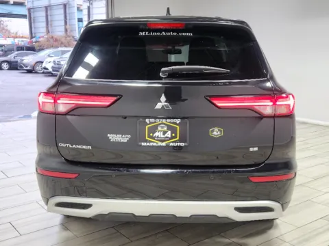 More photos of 2024 Mitsubishi Outlander SE at Torresdale Ave, PA