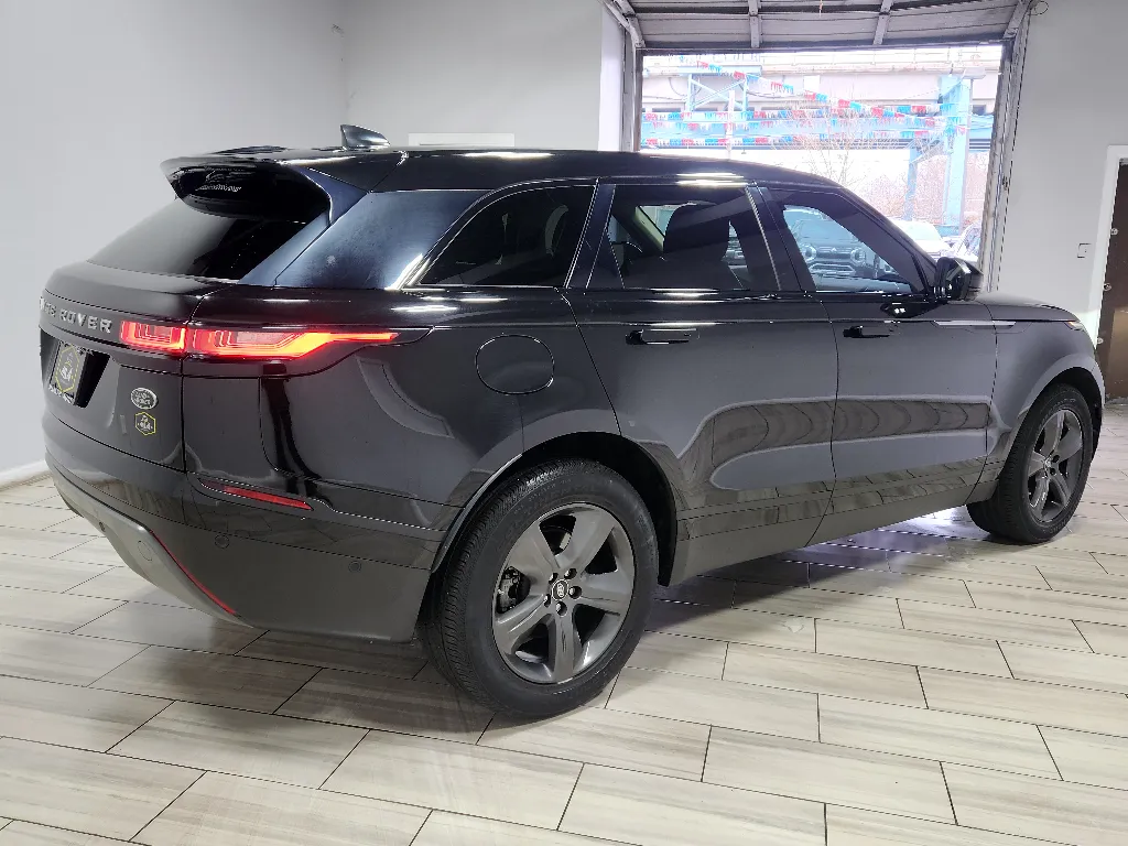 More photos of 2021 Land Rover Range Rover Velar S at Torresdale Ave, PA