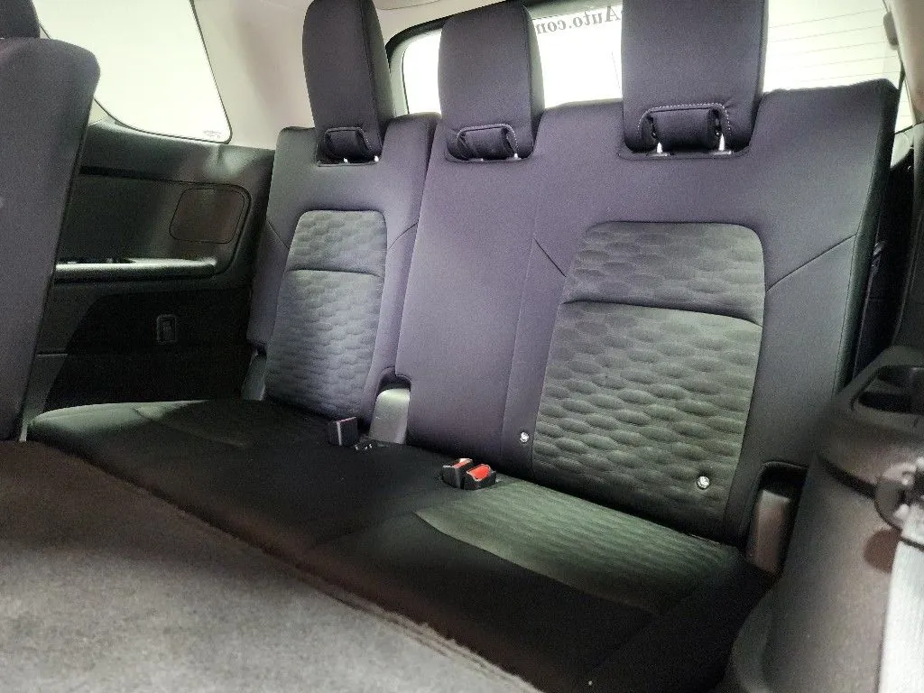 Nissan Pathfinder photo 13