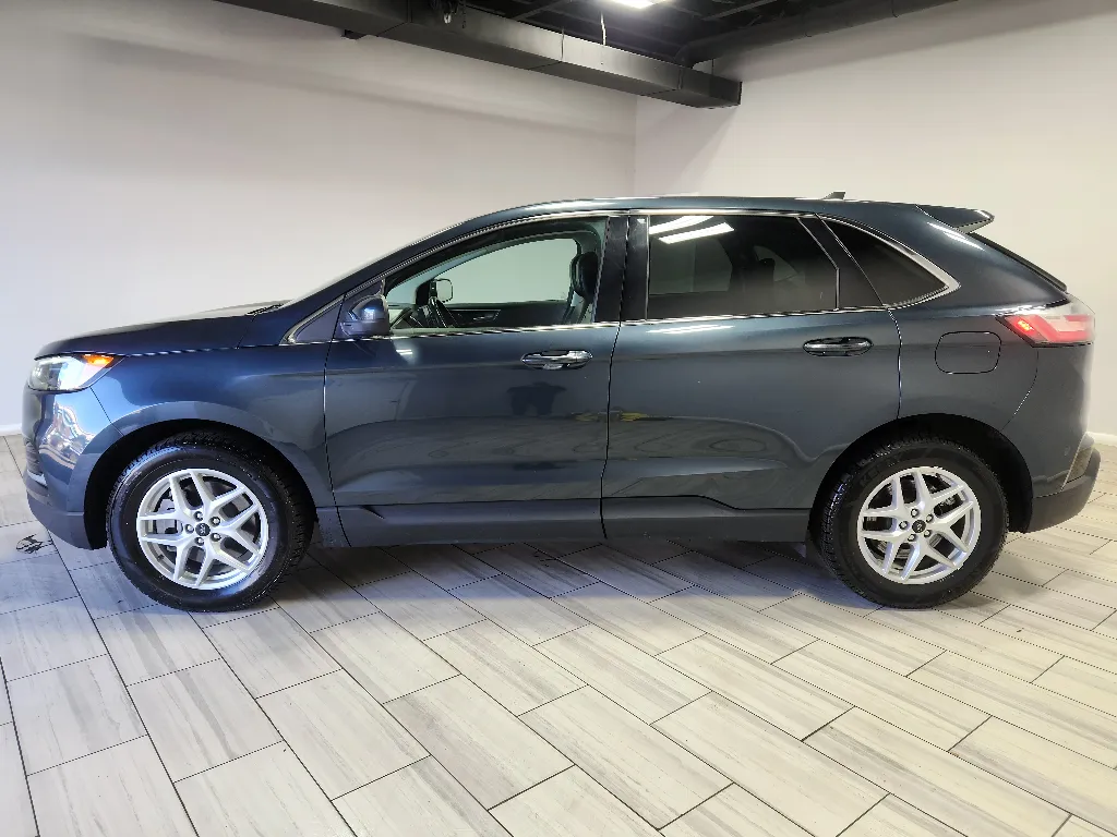 Photos of 2023 Ford Edge SEL for sale in Philadelphia, PA at Torresdale Ave