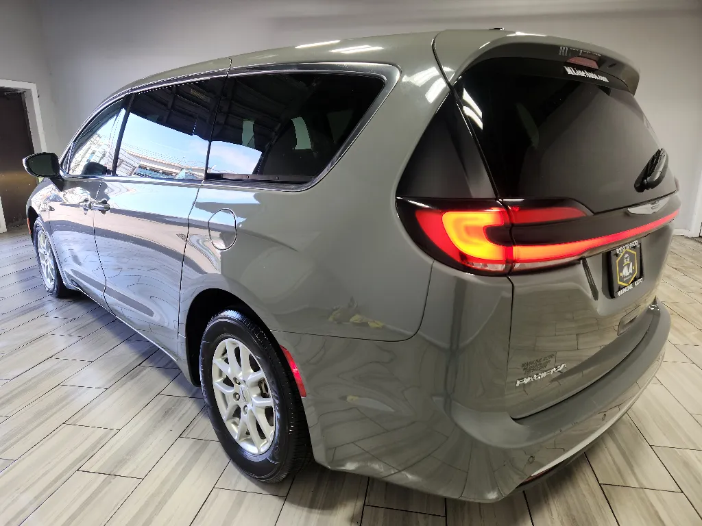 Another view of 2023 Chrysler Pacifica Touring L for sale in Philadelphia, PA at Torresdale Ave