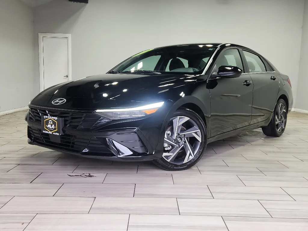 Black 2025 Hyundai Elantra SEL Convenience for sale in Philadelphia, PA