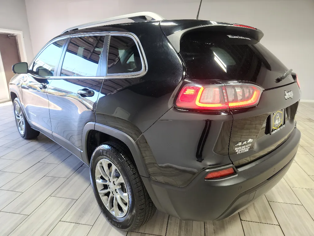 Another view of 2021 Jeep Cherokee Latitude Plus for sale in Philadelphia, PA at Torresdale Ave