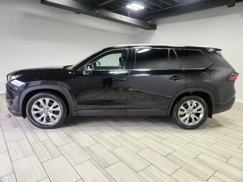 Photos of 2025 Toyota Grand Highlander Hybrid Hybrid Limited for sale in Philadelphia, PA at Torresdale Ave
