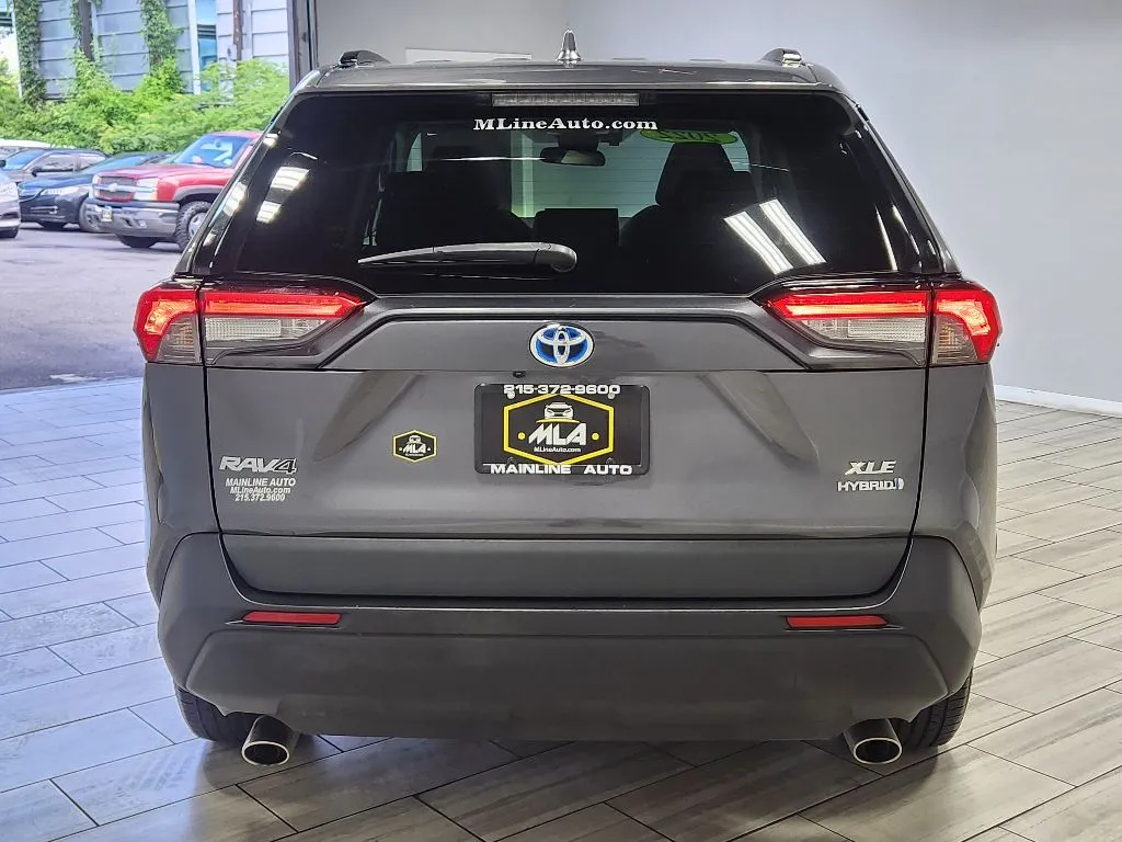 More photos of 2022 Toyota RAV4 Hybrid XLE at Torresdale Ave, PA