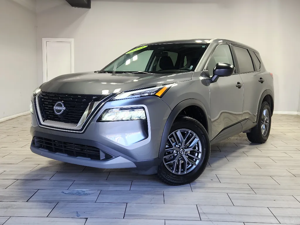 Gray 2023 Nissan Rogue S for sale in Philadelphia, PA