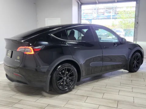 More photos of 2023 Tesla Model Y Long Range at Torresdale Ave, PA