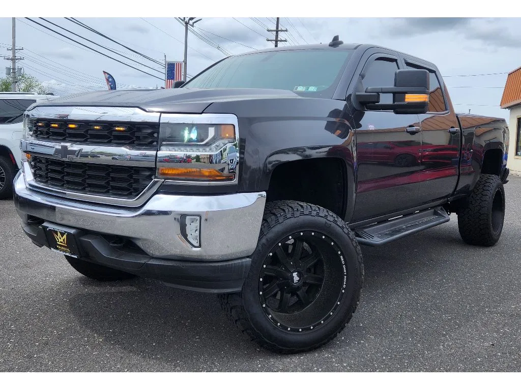 Gray 2016 Chevrolet Silverado LT for sale in Philadelphia, PA