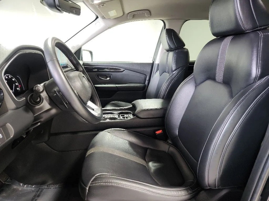 Honda Pilot photo 11