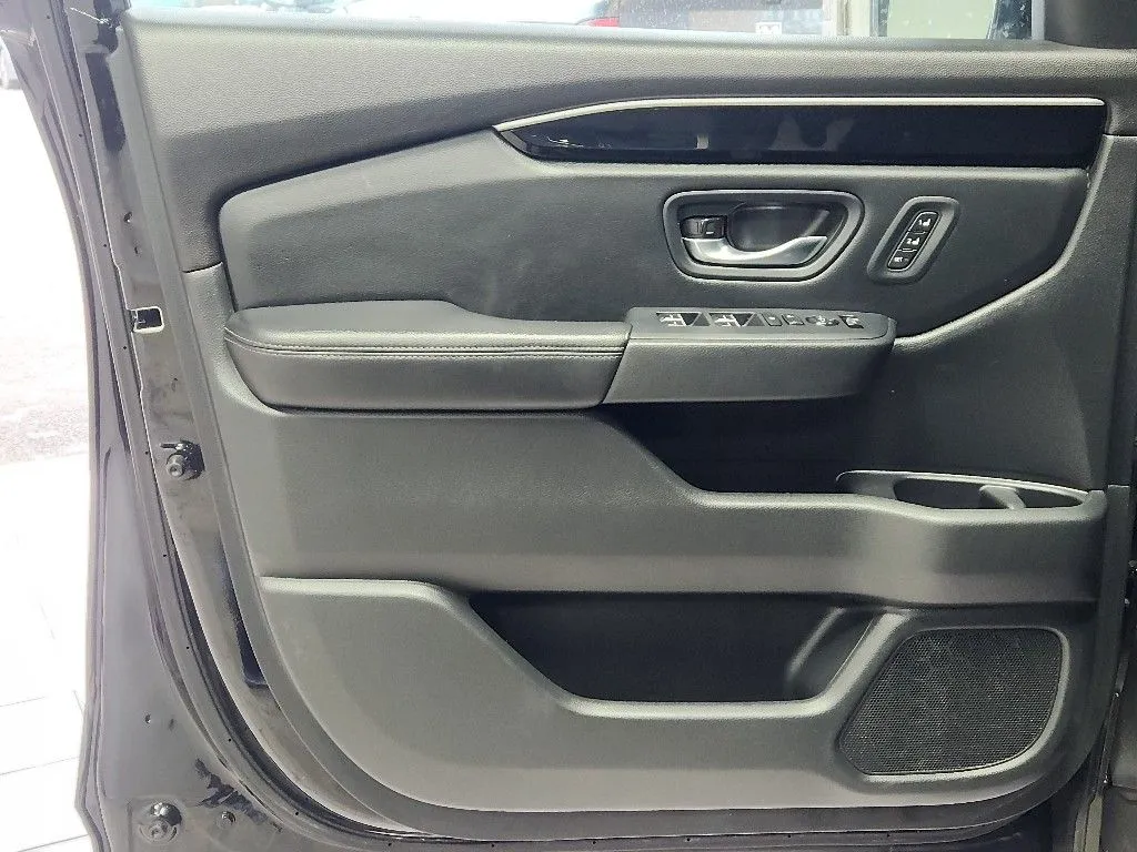 Honda Pilot photo 10
