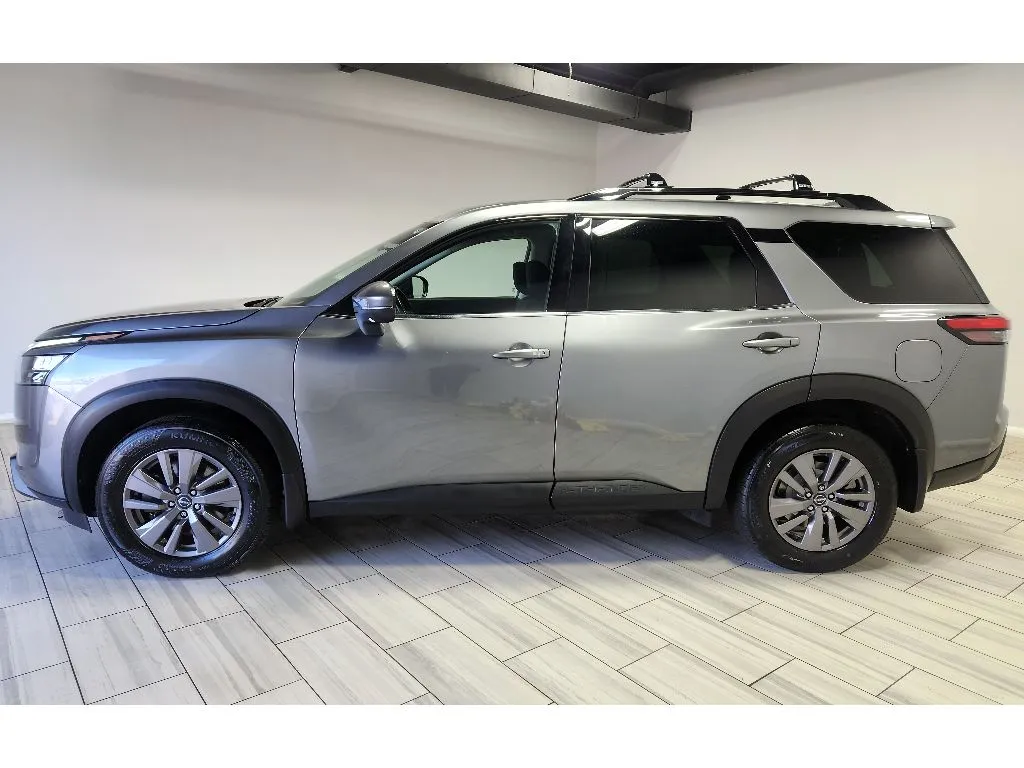 Photos of 2023 Nissan Pathfinder SV for sale in Philadelphia, PA at Torresdale Ave