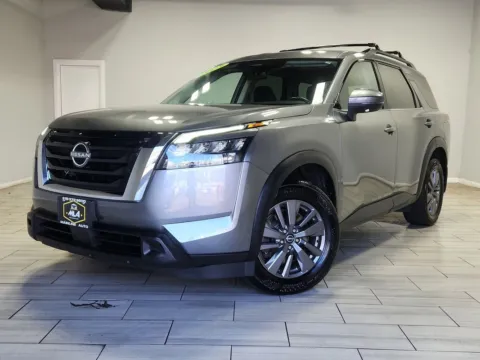 Silver 2023 Nissan Pathfinder SV for sale in Philadelphia, PA