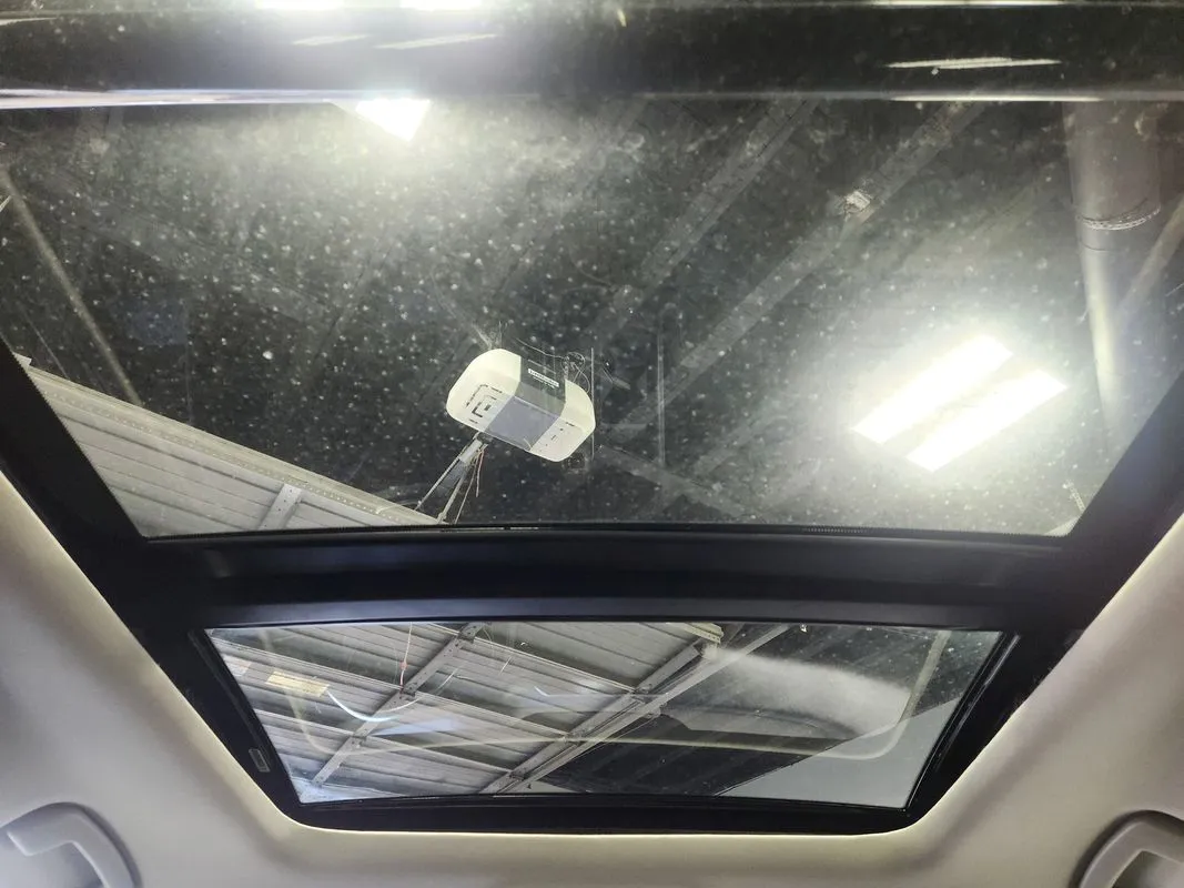 Nissan Pathfinder photo 16