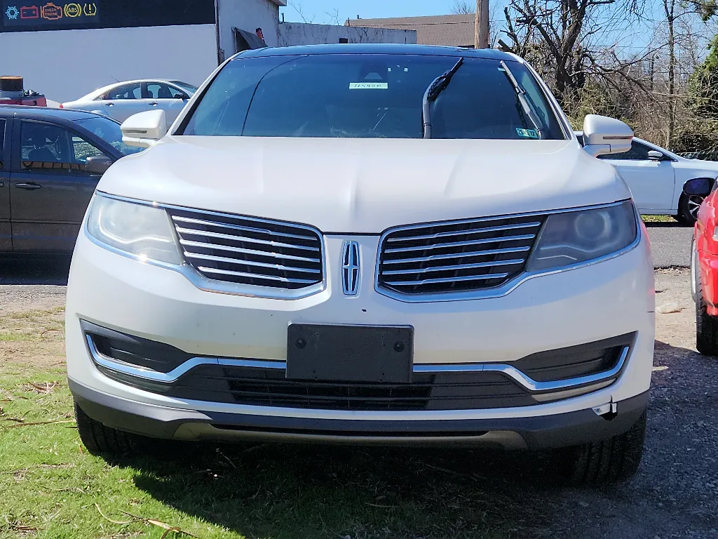More photos of 2018 Lincoln MKX Reserve at Torresdale Ave, PA