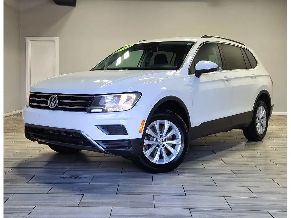 White 2019 Volkswagen Tiguan SE for sale in Philadelphia, PA