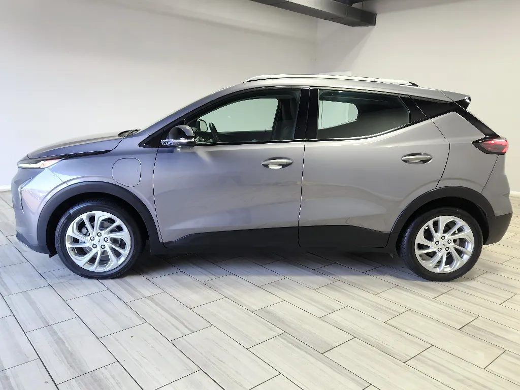 Photos of 2023 Chevrolet Bolt EUV LT for sale in Philadelphia, PA at Torresdale Ave