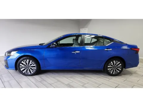 Photos of 2025 Nissan Altima SV FWD for sale in Philadelphia, PA at Torresdale Ave