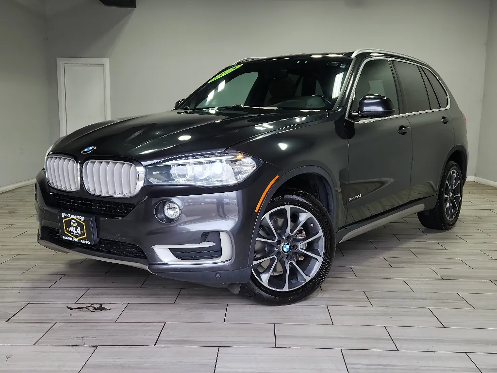 Gray 2018 BMW X5 xDrive35i for sale in Philadelphia, PA