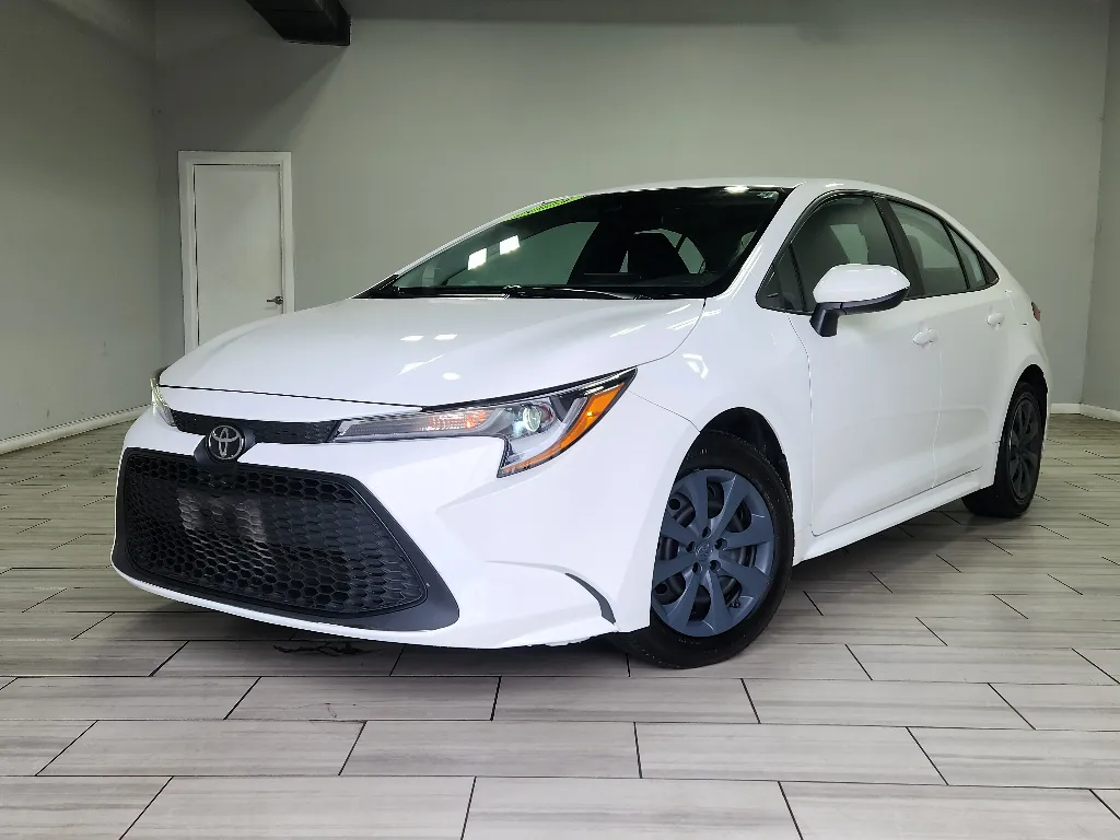 White 2022 Toyota Corolla LE for sale in Philadelphia, PA