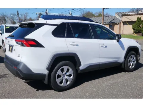 More photos of 2020 Toyota RAV4 LE at Torresdale Ave, PA