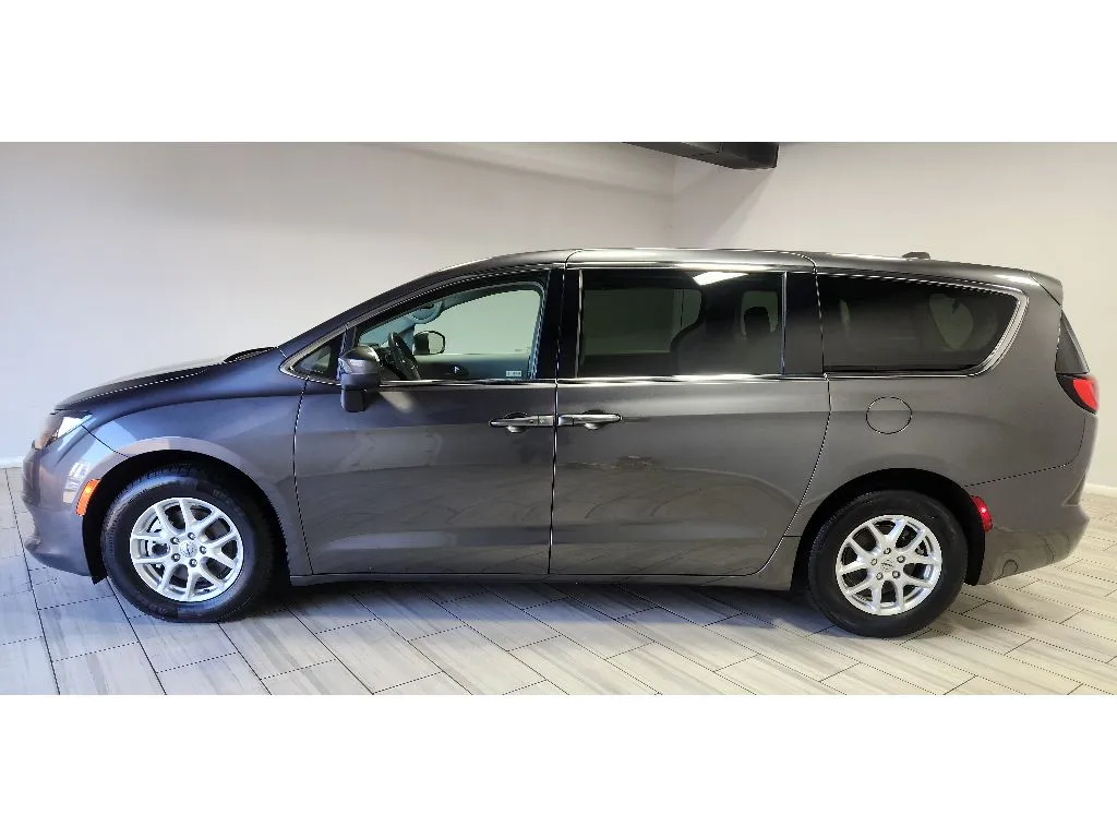 Photos of 2023 Chrysler Voyager LX for sale in Philadelphia, PA at Torresdale Ave