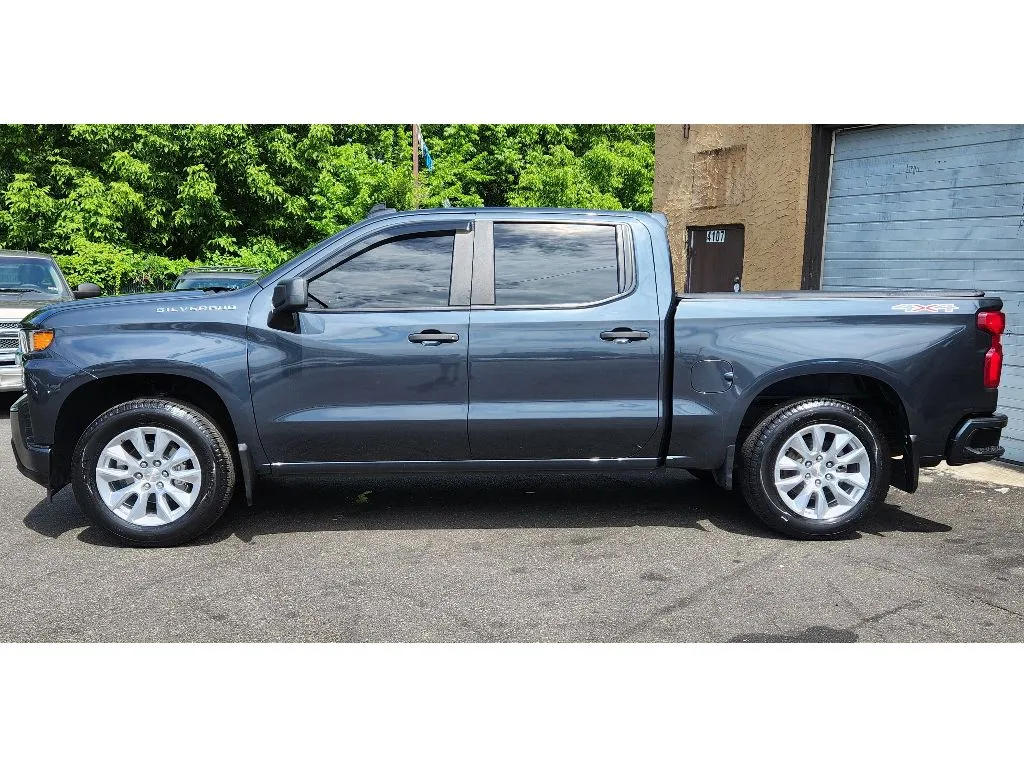Photos of 2022 Chevrolet Silverado Custom for sale in Philadelphia, PA at Torresdale Ave