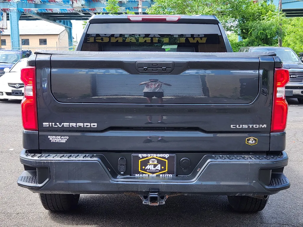 More photos of 2022 Chevrolet Silverado Custom at Torresdale Ave, PA