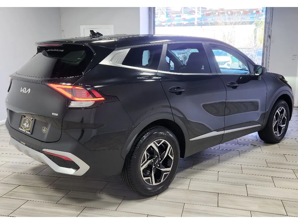 More photos of 2024 Kia Sportage LX at Torresdale Ave, PA