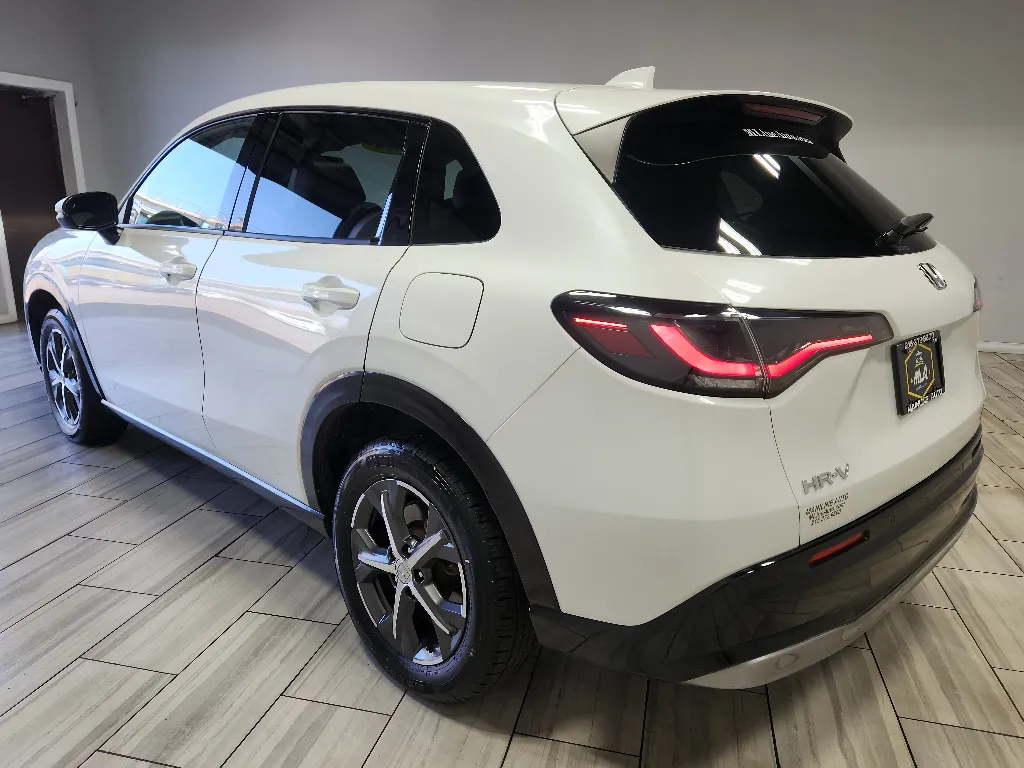 Another view of 2024 Honda HR-V EX-L for sale in Philadelphia, PA at Torresdale Ave