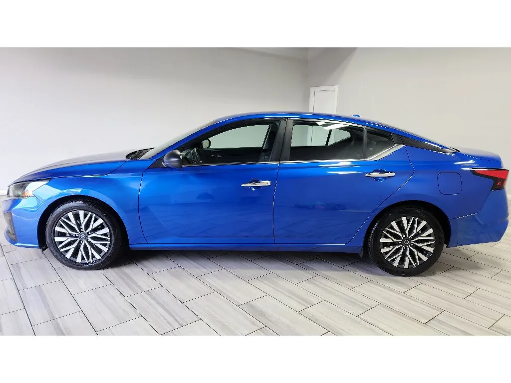 Photos of 2025 Nissan Altima SV for sale in Philadelphia, PA at Torresdale Ave